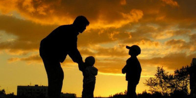 Cara Mendorong Keterlibatan Suami dalam Pengasuhan Anak