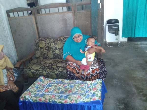 Akhirnya, Bayi Febrian Yang Terlahir Tidak Punya Saluran Anu Bakal Dioperasi