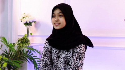 Anak- Anak SMA Itu Mulai Ekspresikan  Kritik Sastra Lewat Vlog