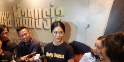 Prisia Nasution Sempat Dilema Perankan Sosok Polisi di Film Hanya Manusia