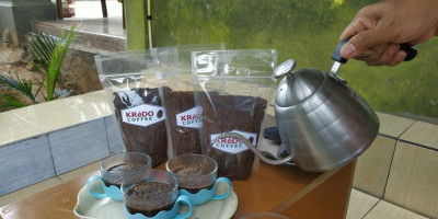 Kredo Coffee Menu Penting Hasilkan Pikiran Bening, Jernih, dan Futuristik