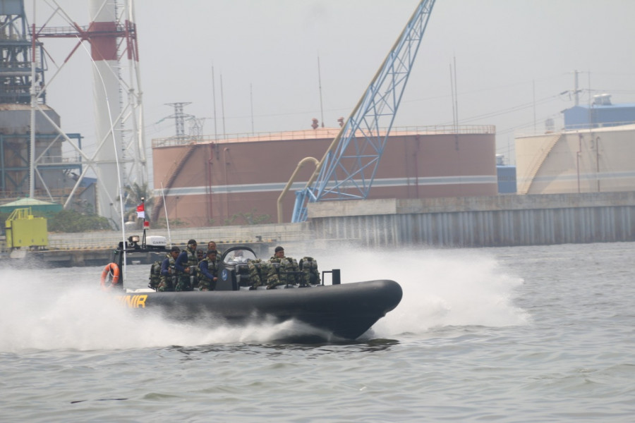 Korps Marinir Uji Fungsi Sea Reader RBB Ye Boat