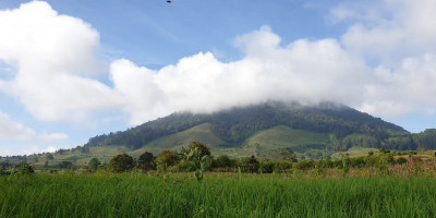 Misteri Awan Jamur di Puncak Gunung Singgalang, Simalungun