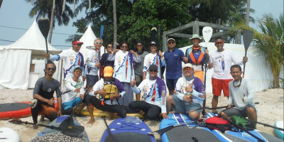 Menteri Ini Paling Diidolakan Penggemar Stand Up Paddle  