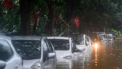 Jangan Salah Beli, Kenali Mobil Bekas Korban Banjir 