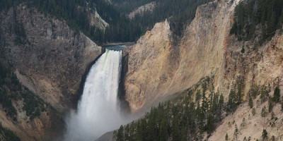Tempat Wisata Ini Luar Biasa Indah, Tapi Angker?
