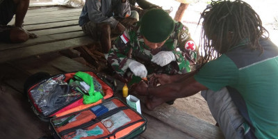 Satgas RI-PNG Gelar Layanan Kesehatan Keliling di Perbatasan