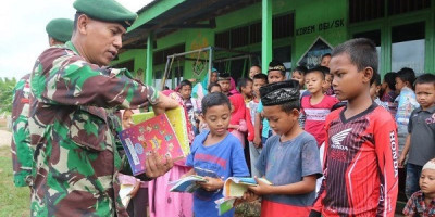 Perlengkapan Belajar dari TNI 