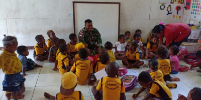 Dedikasi Terhadap Pendidikan Anak-anak Papua