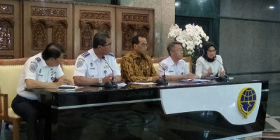 Pemerintah Persilakan WNI di China Pulang Sebelum 5 Januari 2020