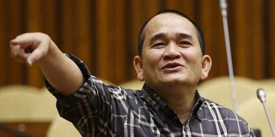 Ruhut Sitompul ke Anies: Banjir Jakarta Seperti Film Rambo