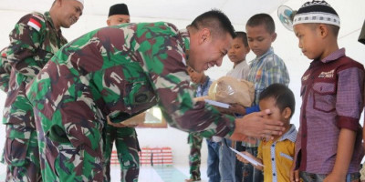Santunan Anak Yatim Piatu di Tapal Batas 