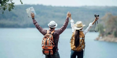 Menghabiskan Romantisnya Valentine dengan Travelling, Kenapa Nggak?