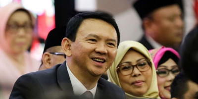 Survei: Kinerja Ahok Lebih Baik dari Anies