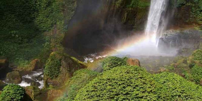Berburu Pelangi di Kota Apel 