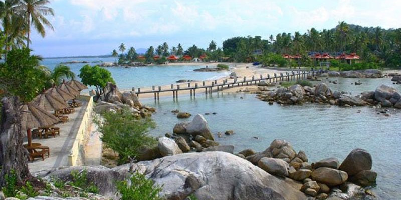 7 Kota Ini Punya Pantai Terbaik di Indonesia