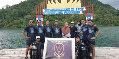 Menapak Setiap Jengkal Pulau Pahawang