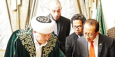 Jejak Sukarno di Masjid Biru St. Petersburg