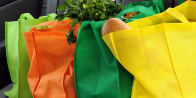 Yuk, Pakai Kantong Belanja Ramah Lingkungan Saat Belanja 