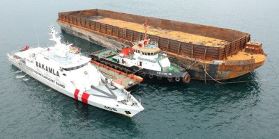 Satgas Bakamla Tangkap 2 Kapal yang Diduga Transfer BBM Ilegal di Perairan Lampung