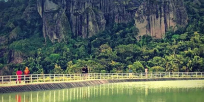Embung Nglanggeran, Telaga Buatan dengan Eksotisme Gunung Api Purba