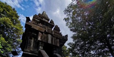  Candi Hati Kudus Yesus Ganjuran, Cerahnya Pelangi dan Nuansa Jawa