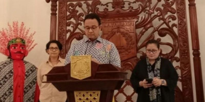 Anies Ingin Tutup Akses ke Jakarta, Warga Diminta Tetap di Rumah