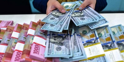 Bank Sudah Jual Dolar di Atas Angka Rp 16.000 
