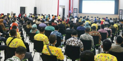 Anies Kumpulkan Lurah dan Camat Tangani Penyebaran Covid-19