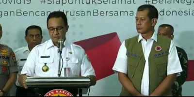 Anies Putuskan Salat Jumat dan Misa di Gereja Ditunda Dua Minggu 