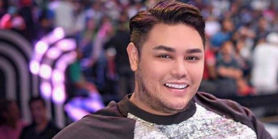 Ivan Gunawan Salurkan Bantuan Makanan untuk Tenaga Medis