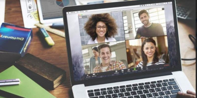 Anak Sekolah Jangan Gunakan Aplikasi Zoom