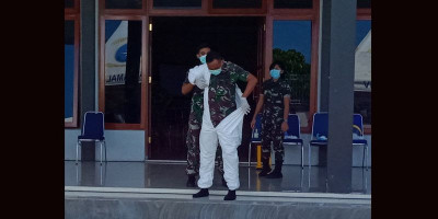 Prajurit Yonmarhanlan XIV Sorong Latihan Penanggulangan Covid-19
