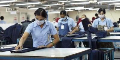 Perusahaan Terpaksa PHK dan Rumahkan Puluhan Ribu Buruh di Jakarta