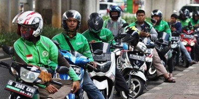 Permenhub Nomor 18 Tahun 2020 Kontra Produktif dengan Penerapan Social Distancing