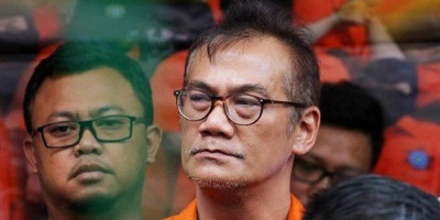 Ada Ganja dan Bong di Rumah Tio Pakusadewo 