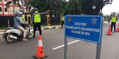 Polisi Jaga 20 Pintu Masuk dan Keluar Kota Depok Saat PSBB