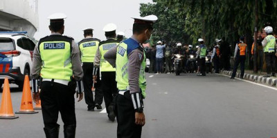 Polda Metro Lakukan Penyekatan Kendaraan di Jadetabek 
