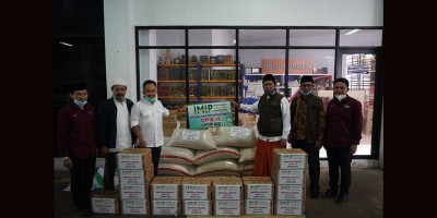 Satgas Covid-19 MUI Terima Donasi 1 Ton Beras dan 200 Kilogram Minyak Goreng