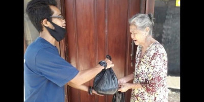 Ternyata, Penyaluran Sembako untuk Warga Tak Ribet Seperti BLT Pemerintah