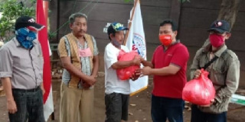 FWJ Sentuh Kaum Minoritas Penyanyi Jalanan