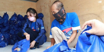 Distribusi Sembako, Demokrat Berusaha Ringankan Beban Warga