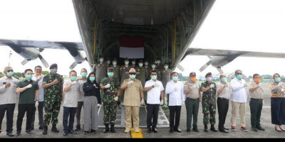 Lagi, Prabowo Terima Bantuan Alkes dari Tiongkok 