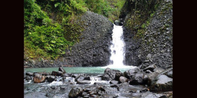 Penunggu Curug Bonosari