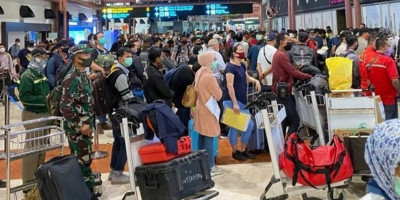 Penumpukan Penumpang atau Antrean di Bandara Soekarno Hatta? Ini Penjelasannya
