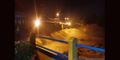 Katulampa Siaga, Air Tiba di Jakarta Pukul 10 Malam Ini 