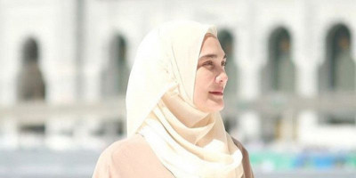 Luna Maya Sedih Ramadan Berakhir 