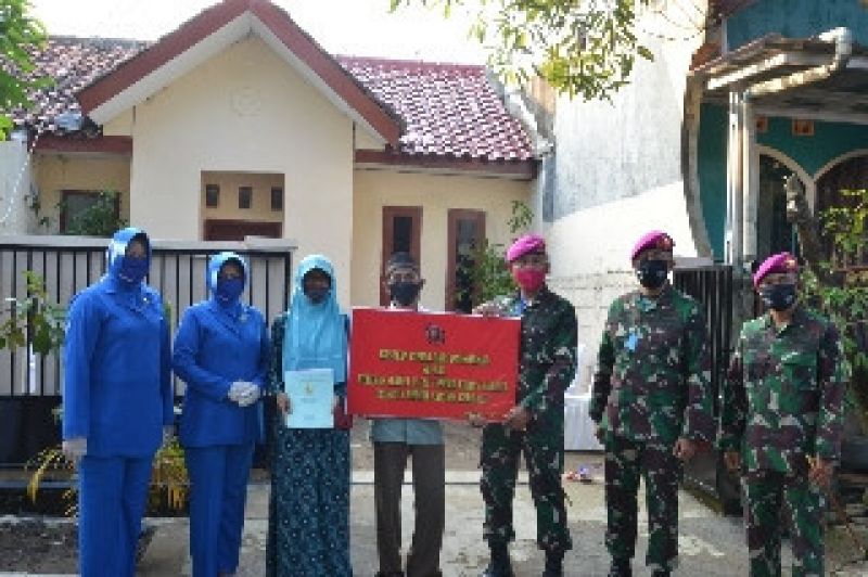 Dankormar Berikan Rumah Pejuang Seroja