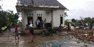 Tulang Bawang Luluh Lantak Diterjang Puting Beliung