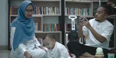 Ketika Komika Beri Ucapan Lebaran, Lucunya di Mana?